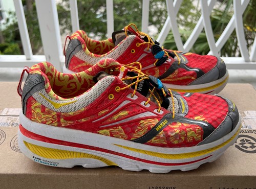 Hoka one - one,