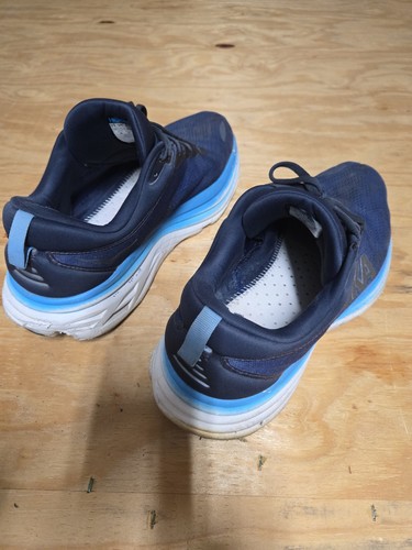 Hoka one bondi - one,