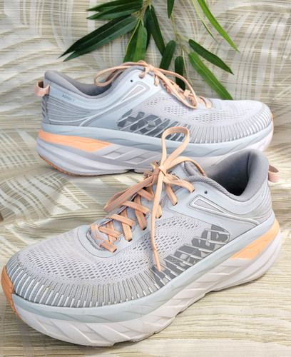 Hoka one bondi - one,