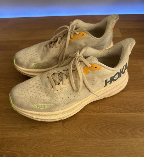 Hoka one clifton - one,